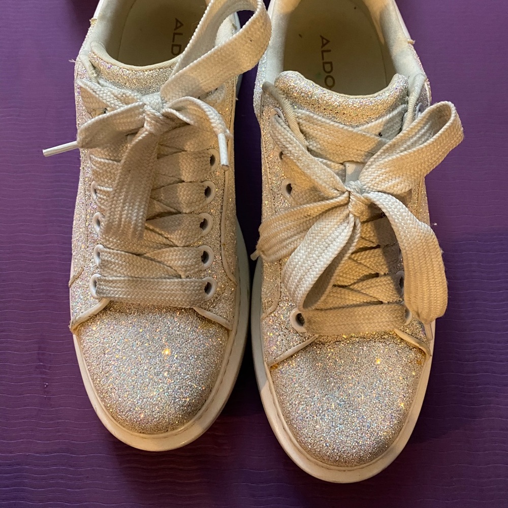 Aldo platform sneakers size US8